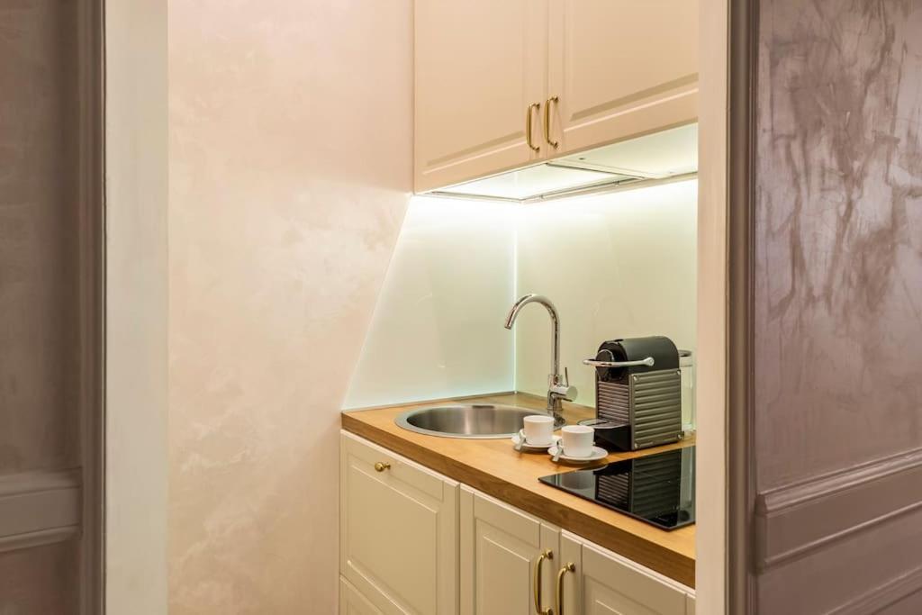 Frattina Elegance Suite Ρώμη Εξωτερικό φωτογραφία